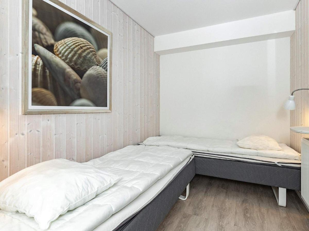 4 Person Holiday Home In Wendtorf Extérieur photo